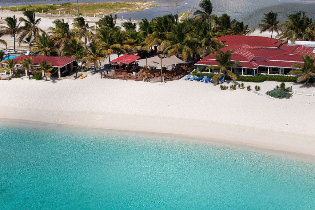 Bohio Dive Resort Beach View
