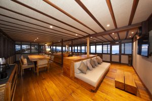 Coralia liveaboard