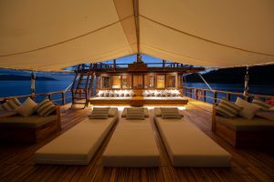Coralia liveaboard